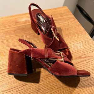 Labucq Velvet Block Heel Chan Sandals - Rust